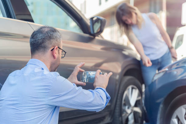 Professional Full Coverage Car Insurance technician working in Lakes of the Four Seasons, IN